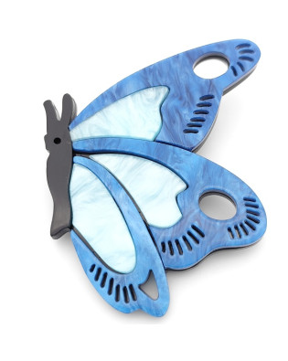 Брошка пеперуда в син цвят със сигурно закопчаване