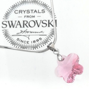 Колие Сваровски във формата на цвете със светло розов кристал 
